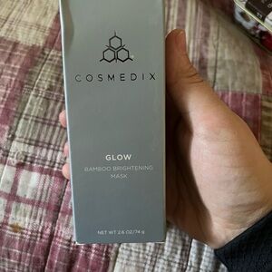 COSMEDIX Brightening Mask with White Packaging